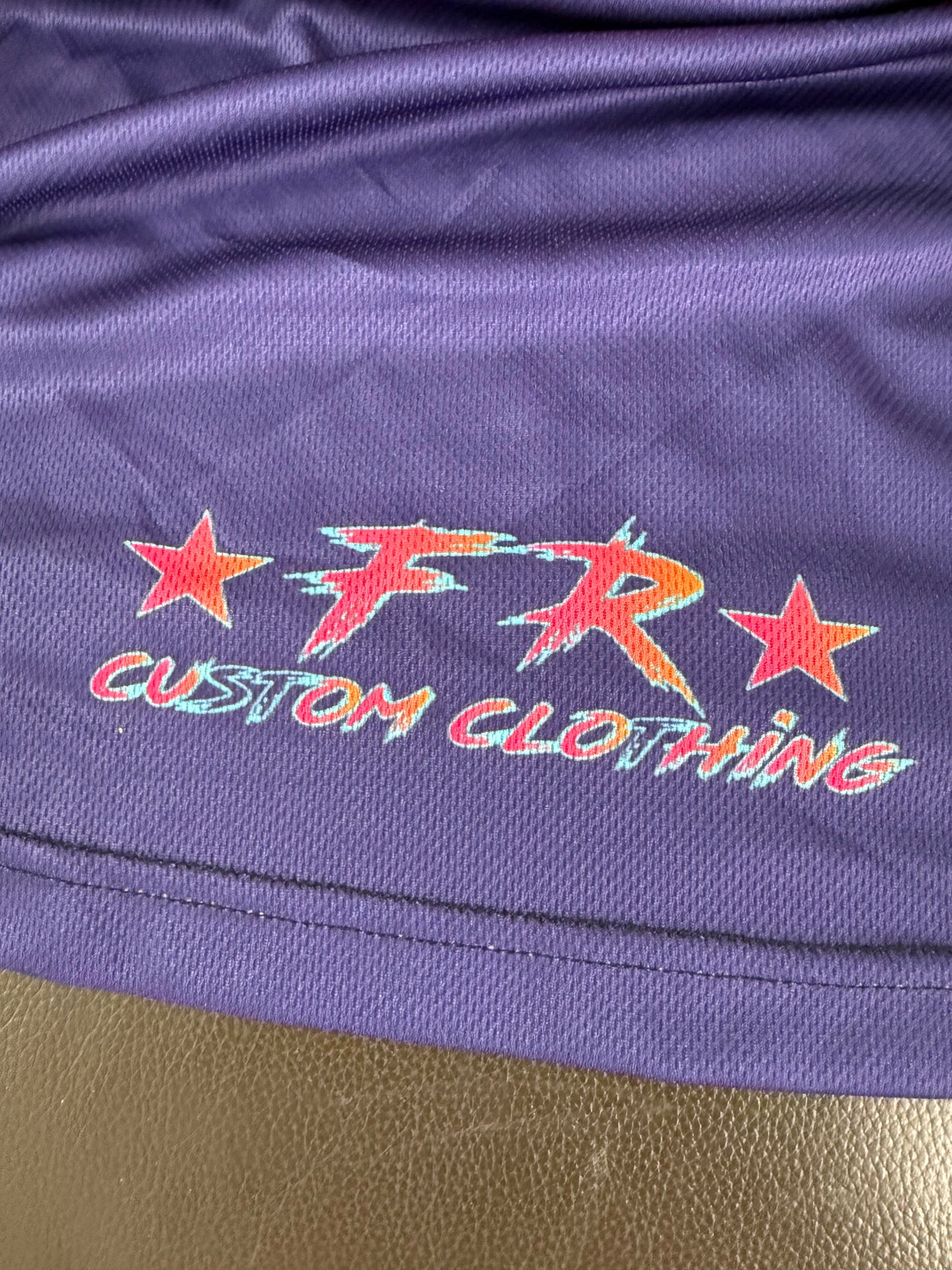 IN STOCK - SIZE LARGE - SMALL PRINT DEFECT