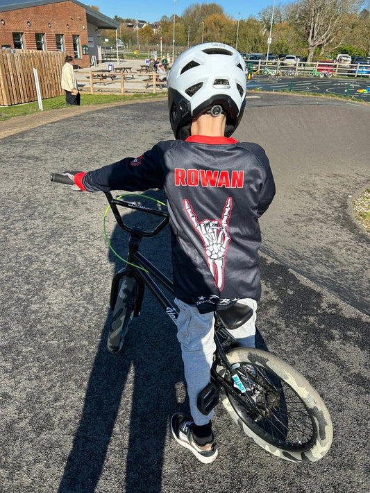 THE HAND OF METAL - LONG OR SHORT SLEEVE (PRE ORDER)